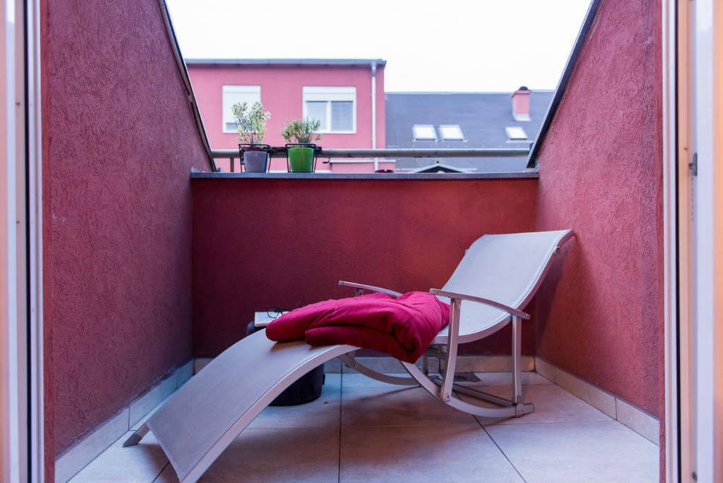 Spacious 1-Bedroom Apartment Nowy Sad Zewnętrze zdjęcie